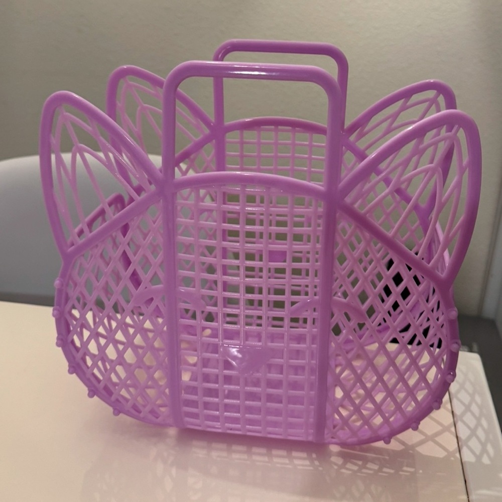 Purple cat jelly basket
